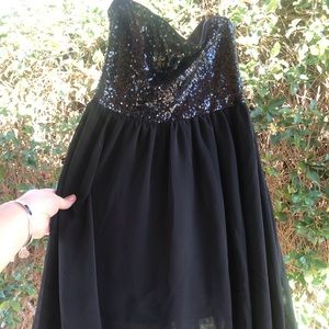 Strapless black sequins dress